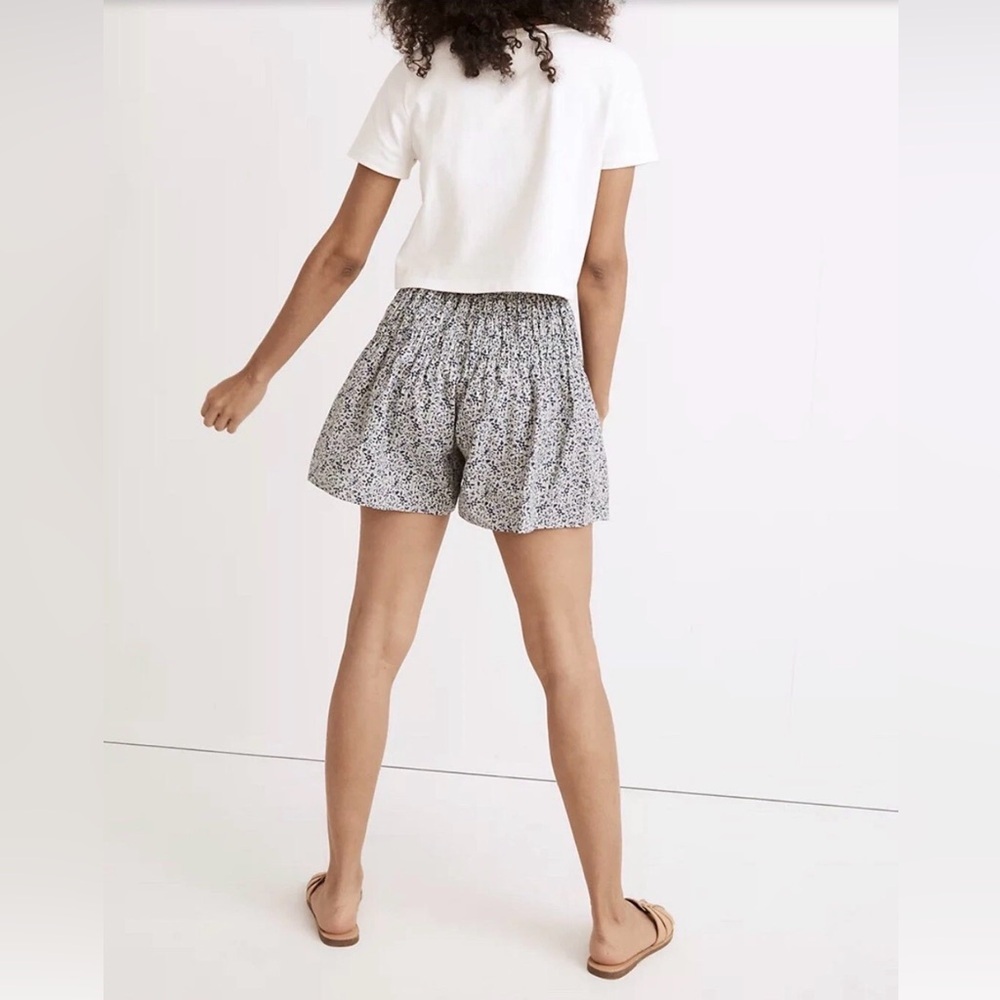 Madewell Glassware Blue Pull-On Smocked Shorts Jr. Size Large - Picture 3 of 9